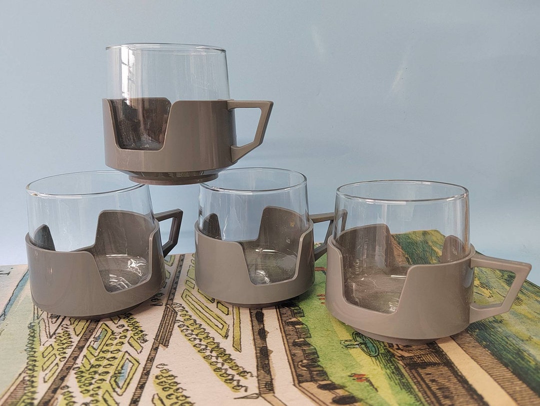 Set of 4 1960's Plastic and Glass Pyrex Tea Cups Etsy