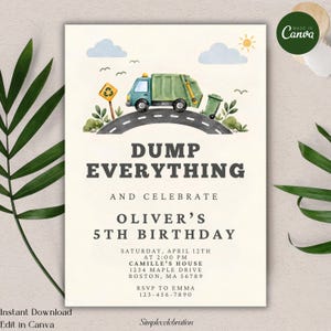 Op de afbeelding: Een verjaardagsuitnodigingskaart met een groene vuilniswagen op een weg, een recyclingbord, wolken en een zon. De tekst luidt: DUMP EVERYTHING AND CELEBRATE OLIVER'S 5TH BIRTHDAY, SATURDAY, APRIL 12TH AT 2:00 PM, CAMILLE'S HOUSE, 1234 MAPLE DRIVE, BOSTON, MA 56789, RSVP TO EMMA 123-456-7890.
