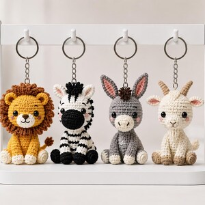Patrones de llaveros de animales de amigurumi de ganchillo: cebra, león, cabra, burro (paquete PDF)