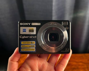 Sony Cyber-shot DSC-N1: 8.1MP Compact Digital Camera With