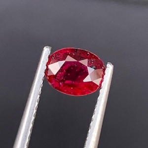 1.07cts Natural Ruby from Mozambique | Oval Cut | 6.90×5.44×3.10mm | No Heat | GFCO Certified