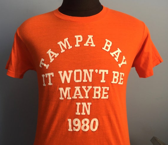 vintage tampa bay buccaneers t shirt