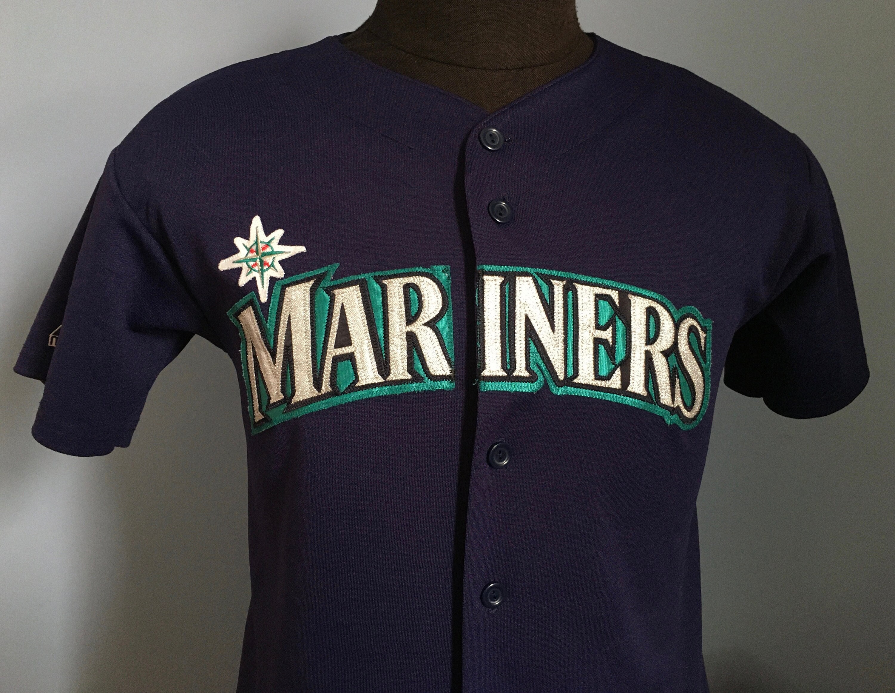 StranStarsBest 90s Vintage Seattle Mariners Baseball MLB Majestic Jersey T-Shirt - Medium