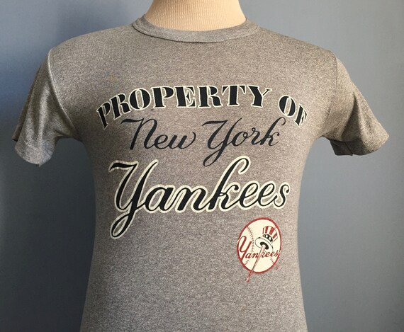 Vintage Champion MLB NY Yankees Tee Shirt 1987 Size Small Made in USA