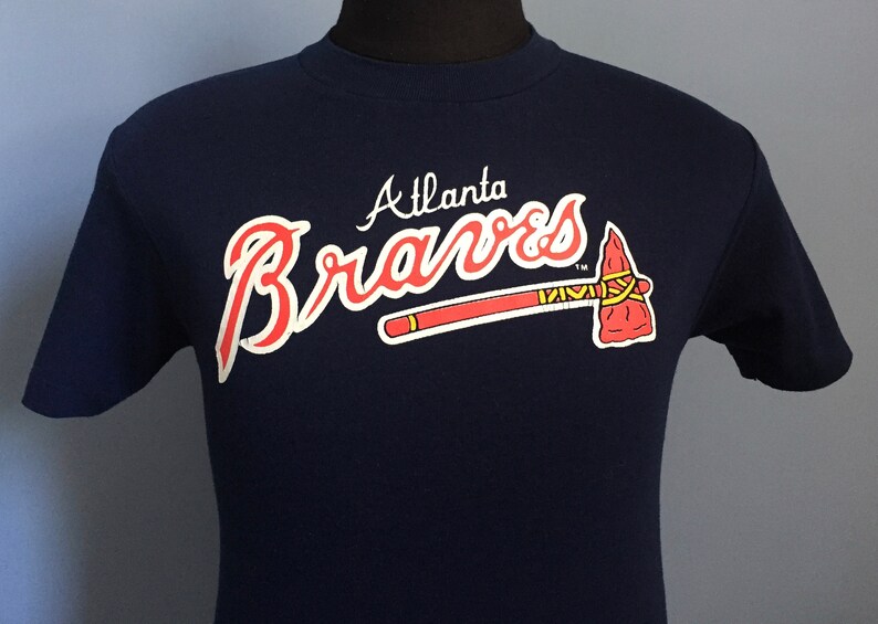 atlanta braves white t shirt