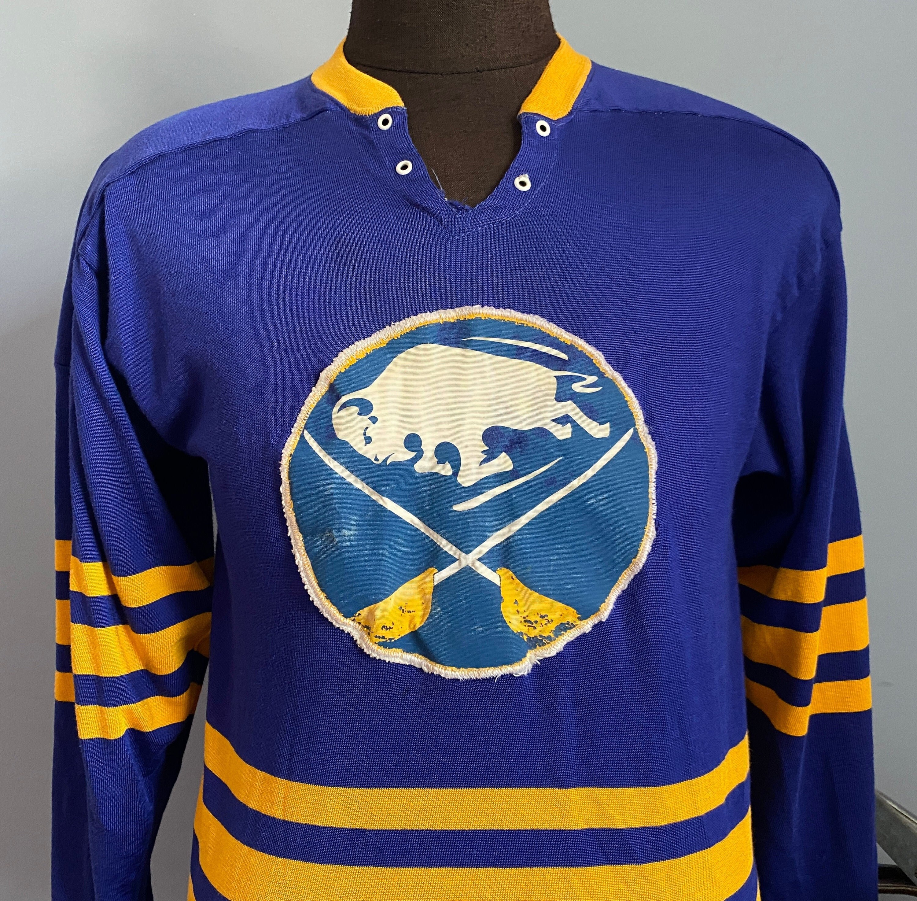 80s Vintage Buffalo Sabres Hockey Nhl GC Knitting Jersey Shirt