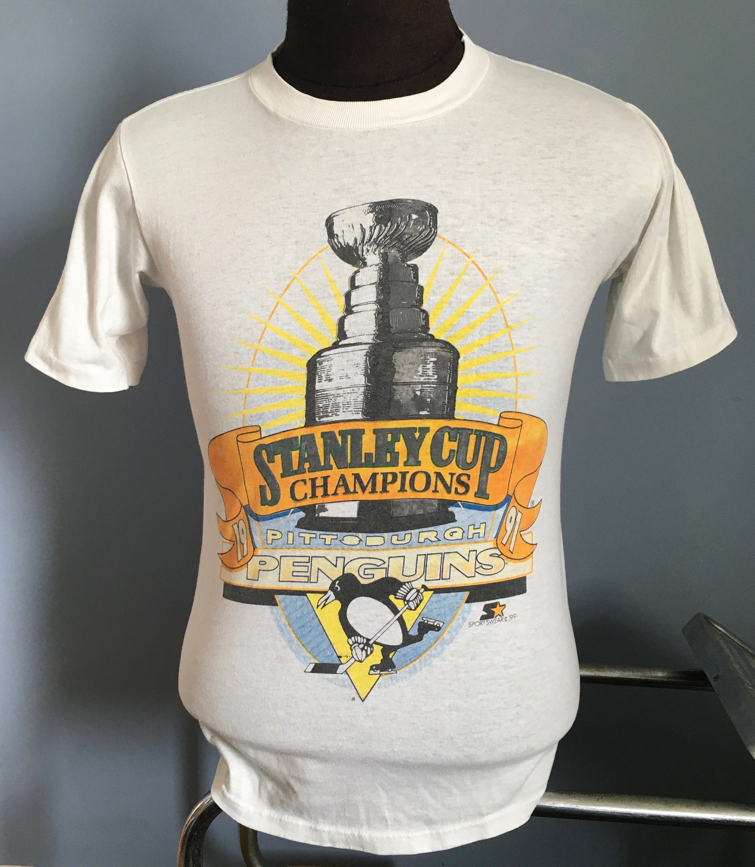 Vintage NHL Pittsburgh Penguins Stanley Cup Champions T Shirt