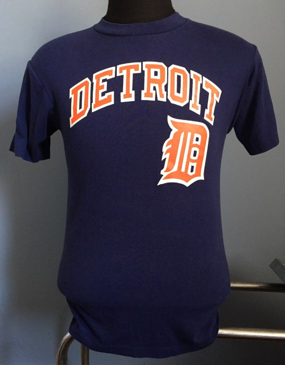 detroit tigers navy blue jersey