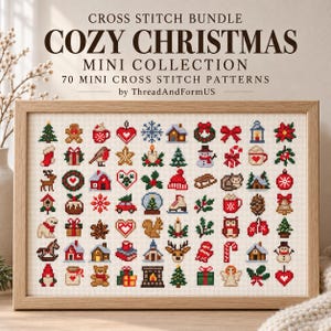 Może przedstawiać: Zestaw do haftu krzyżykowego zatytułowany Cozy Christmas Mini Collection od ThreadAndFormUS, zawierający 70 małych wzorów o tematyce świątecznej, w tym choinki, piernikowe ludziki, bałwany, renifery, bombki i zimowe symbole.