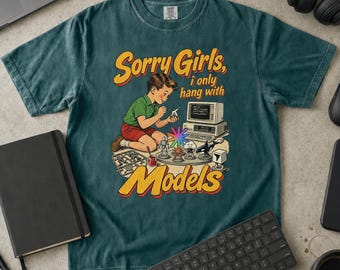 Divertente maglietta con intelligenza artificiale e apprendimento automatico, regalo per data scientist, maglietta retrò da programmatore (Comfort Colors)