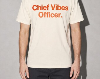 Maglietta "Chief Vibes Officer", regalo divertente per CEO di startup, maglietta grafica Comfort Colors