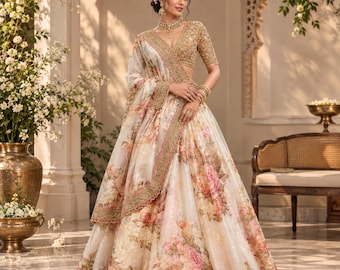 Off-White Lehenga Choli: Broderi och paljetter fungerar indiskt bröllopskläder Outfits