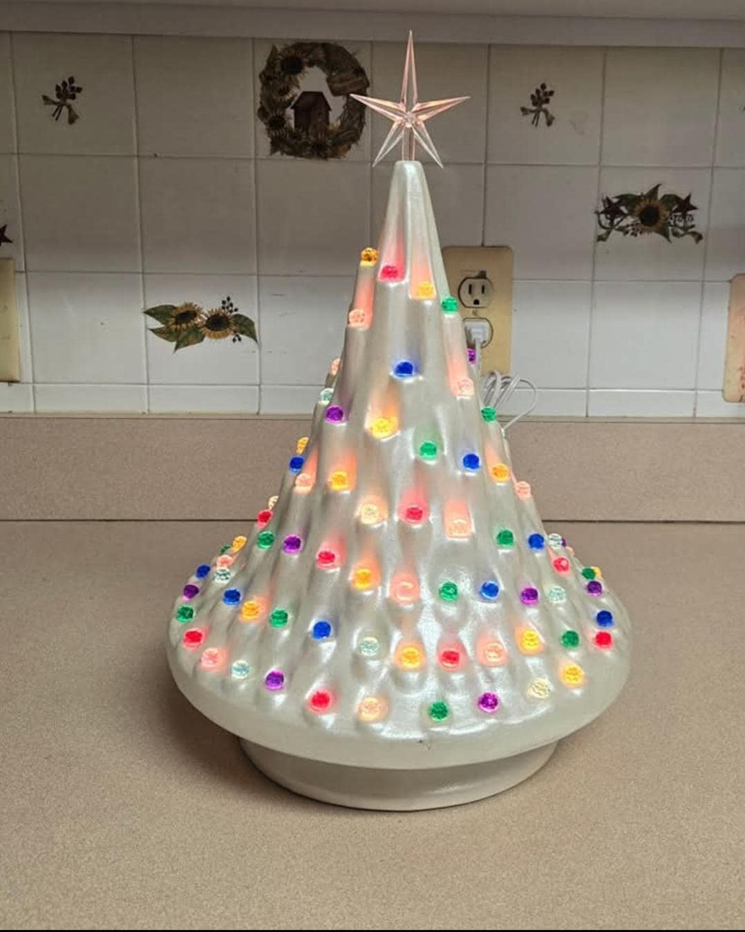 【Jack Louさま】tree ✵ アンティークガラスビーズの ホワイトツリー Jack Louさま】tree ✵ アンティークガラスビーズの ホワイトツリー