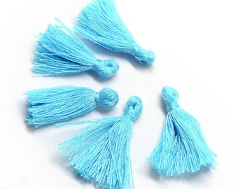 pompons bleu 30 mm Ideal pour la création de colliers, sautoirs, boucles d'oreille et bijoux originaux