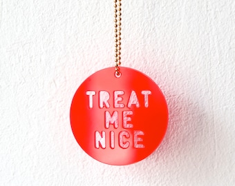 Necklace, Treat Me Nice, fluorescent red