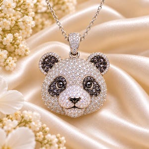 Collana con ciondolo a forma di panda, gioiello scintillante con volto di animale, collana con orso panda color argento, grazioso ciondolo a forma di animale selvatico, regalo perfetto.