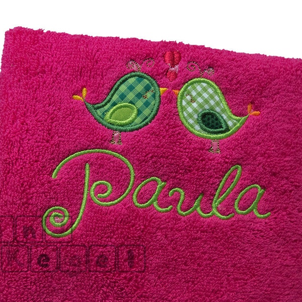 Serviette éponge rose brodée avec paire d'oiseaux KK vert clair + nom en grand, différentes polices, serviette de bain, serviette à main, serviette d'invité