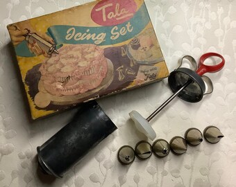 Vintage Tala Icing Set 1950's with 6 Nozzles