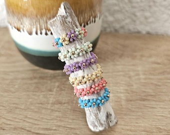 Anillo de perla PRIMAVERA, dulce anillo de flores boho en colores primaverales, anillo elástico