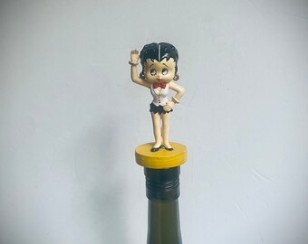 Fantastic Betty Boop Bottle Stopper for a wine or liquor bottle.