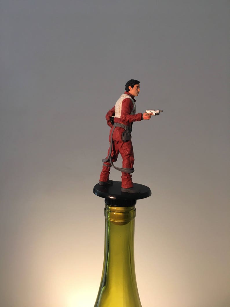 Star Wars Wine Bottle Stopper, Poe Dameron can decorate your bar in style. image 3