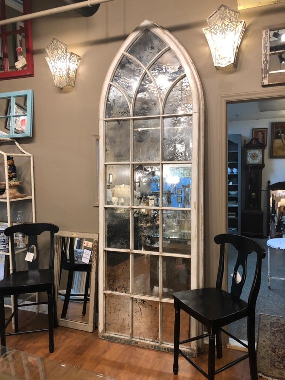 Arched 2024 farmhouse mirror
