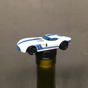 Tappo per bottiglia per auto esotico.