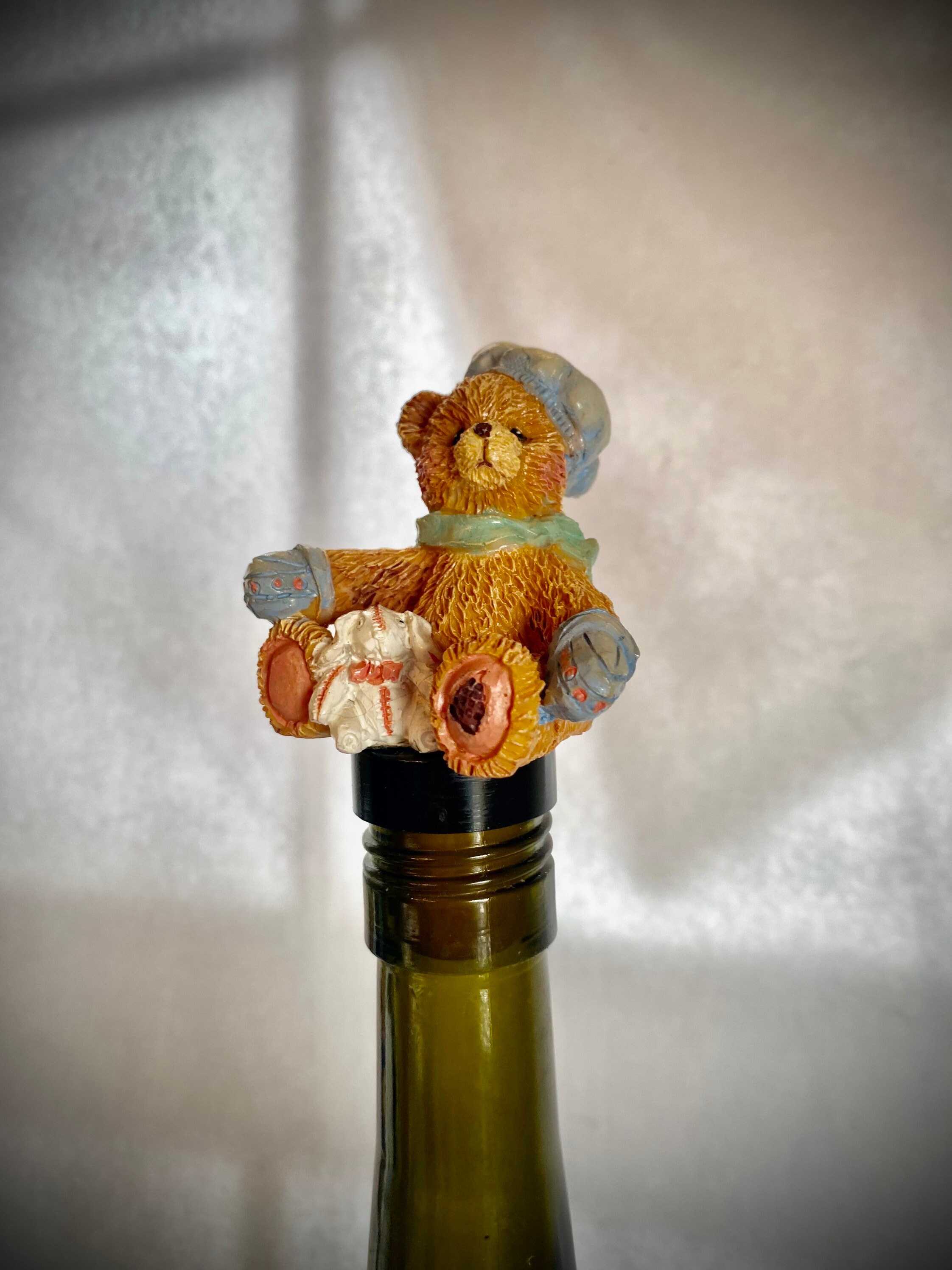 Bouchon de bouteille d'ours. Fabriqué en céramique, décorez votre