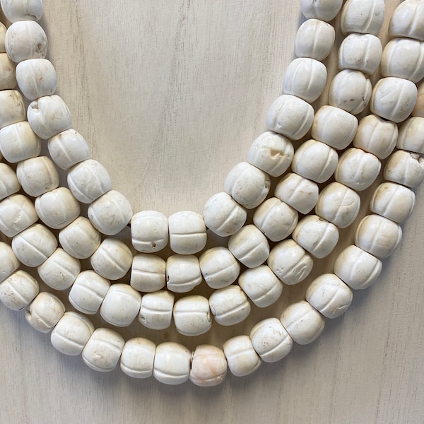 Shell beads large shell beads sea shell bead round shell beads 12-14mm bead large hole 13.5” strand natural shell Nepal beads Tibet bead