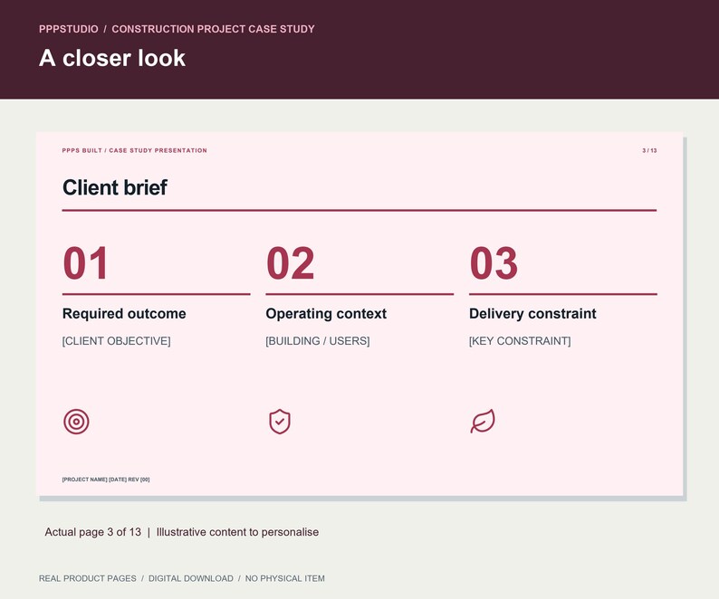 Op de afbeelding: Een digitale presentatiedia met de titel Client brief op een lichtroze achtergrond met donkerbordeauxrode tekst. Het bevat drie genummerde secties: 01 Required outcome, 02 Operating context en 03 Delivery constraint, elk met een bijbehorend icoon.