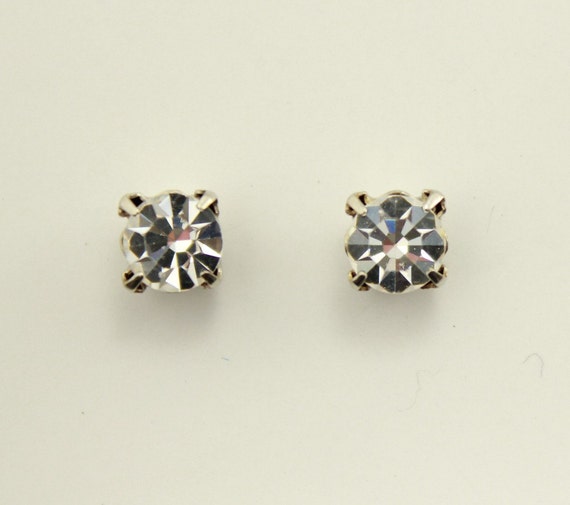 7mm Round Diamond Look Swarovski Crystal Magnetic Earrings in | Etsy