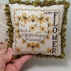 Sunflower Heart - Sunflower cross stitch pattern - pdf download by KiraLyns Needlearts