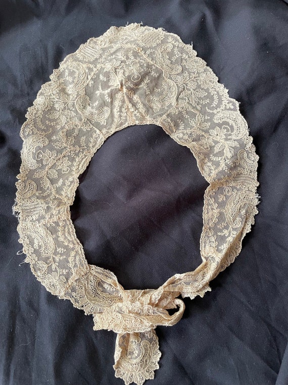 Antique Victorian Lace Collar originally with Jenk