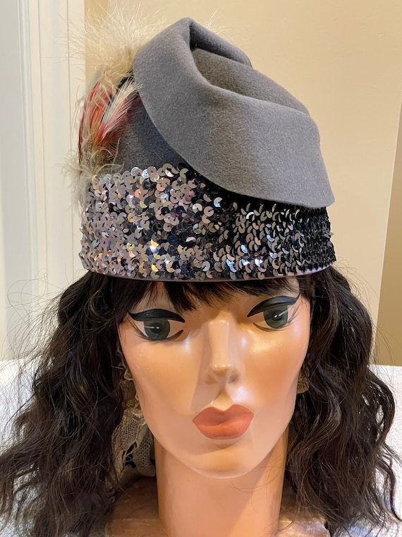 1930s tilt hat - Gem display picture 1