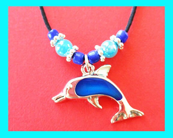 dolphin mood necklace