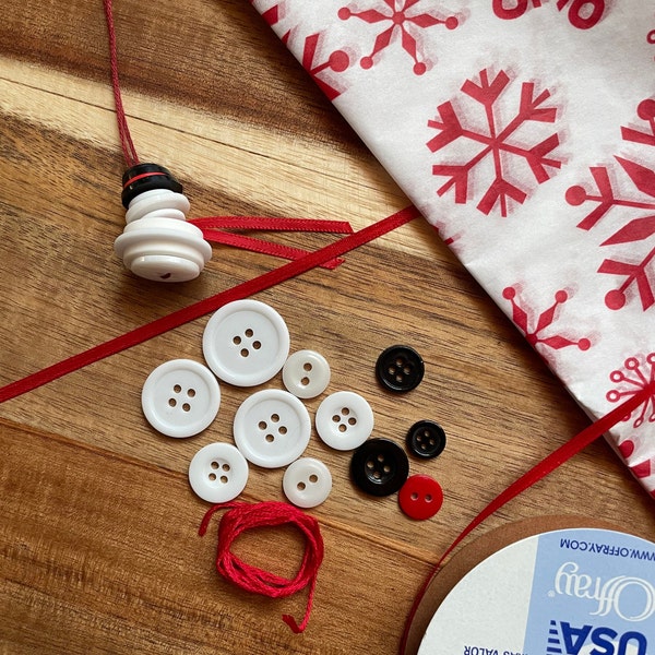 Build Your Own Snowman Kit: Button snowman ornament [set of 3]