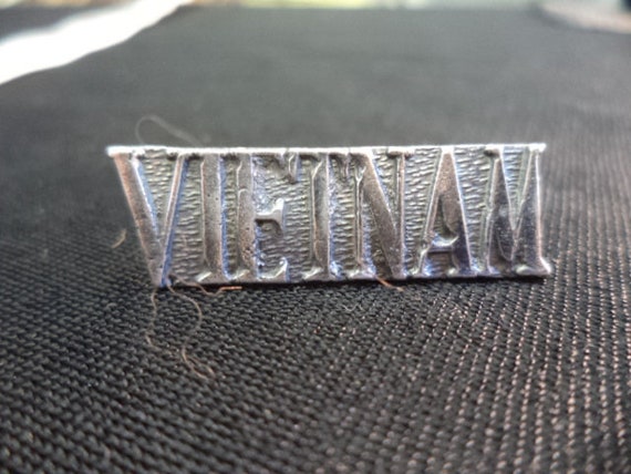 Sterling Silver .925 Vietnam Vet Pin - image 1