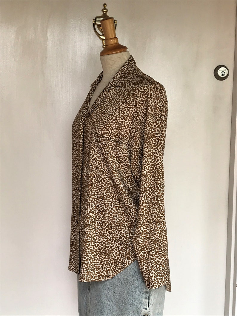 Longsleeve Loose Fit Bust 40 Leopard Print 1990s Rayon Blouse Size S Lemon Clothing Co