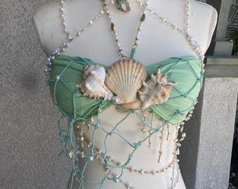 Top de bikini de sirena con cuentas de conchas marinas color turquesa
