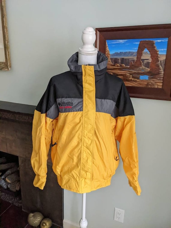 Vintage 90s Columbia Tech Series BUGABOO Yellow Coat Jacket Wm's