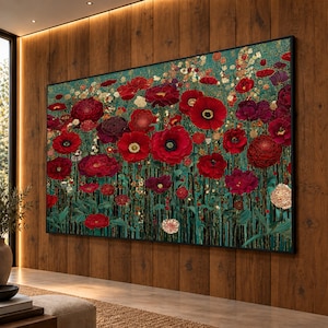 Könnte beinhalten: Ein großes rechteckiges Wandbild mit einem dichten Feld aus leuchtend roten und dunkelburgunderfarbenen Mohnblumen vor einem dunkel-türkisfarbenen Hintergrund. Die Komposition zeigt zahlreiche blühende Blumen mit sichtbaren Blütenblättern.