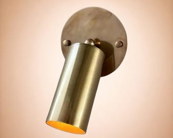 Stilnovo Handmade Mid Century Modern Sputnik Brass Cylinder Adjustable Wall Mount Spotlight Fixture For Display & Decor