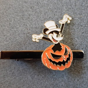 Disney Pumpkin Mickey Mouse Tie Clip Bar Gifts for Him Her halloween fun party faver