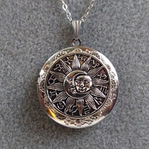 Sun and Moon constellation Locket Necklace  Great Gift Birthday Valentine&#39;s Day Anniversary Wedding Graduation Party Celestial Jewelry