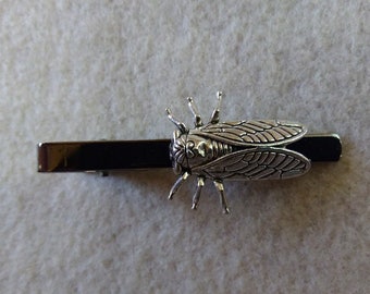 Cicada Tie Clip Clasp Bar Pin Halloween Gothic Party Favor Great Gift for Him Birthday Anniversary Macabre Lovers Kawaii Spooky