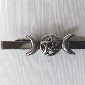 Antique Silver Triple Moon Pentacle Pentagram Tie Clip Bar Pin Great Gift for Him Under 20 Cerestial Pagan Halloween christmas Birthday