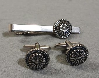 Chrysanthemum Japanese Kamon (Family Crest) Style Tie Clip Bar Cufflinks