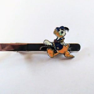 Disney Donald Duck Tie Clip Bar Pin Great Gift for Him Birthday Wedding Party Favor Unique Novelty Halloween Christmas gift under 20