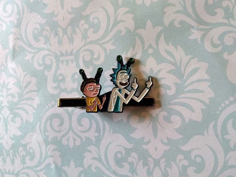 Rick and Morty Tie Clasp Funny Cartoon Animation TV show Tie Clip Mad Scientist Rick Tie Bar Great Gift for Him Halloween Christmas Gift