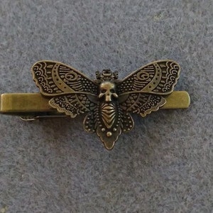 Antique Bronze Moth Tie Clip Bar Pin Great Gift for Him Gothic Macabre Lovers Graduation Wedding Birthday  Party Favor Father&#39;s Day Novelty